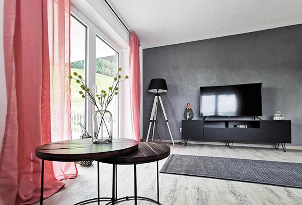 Rehkitz Apartment Байерсброн Екстериор снимка